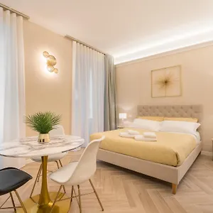 https://apt-golden-chic-citta-alta.it-lombardy.com